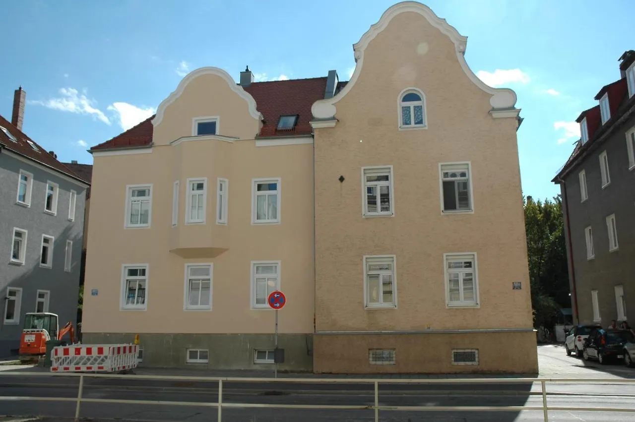Ferienwohnung Ratisbona 0*,  Germania